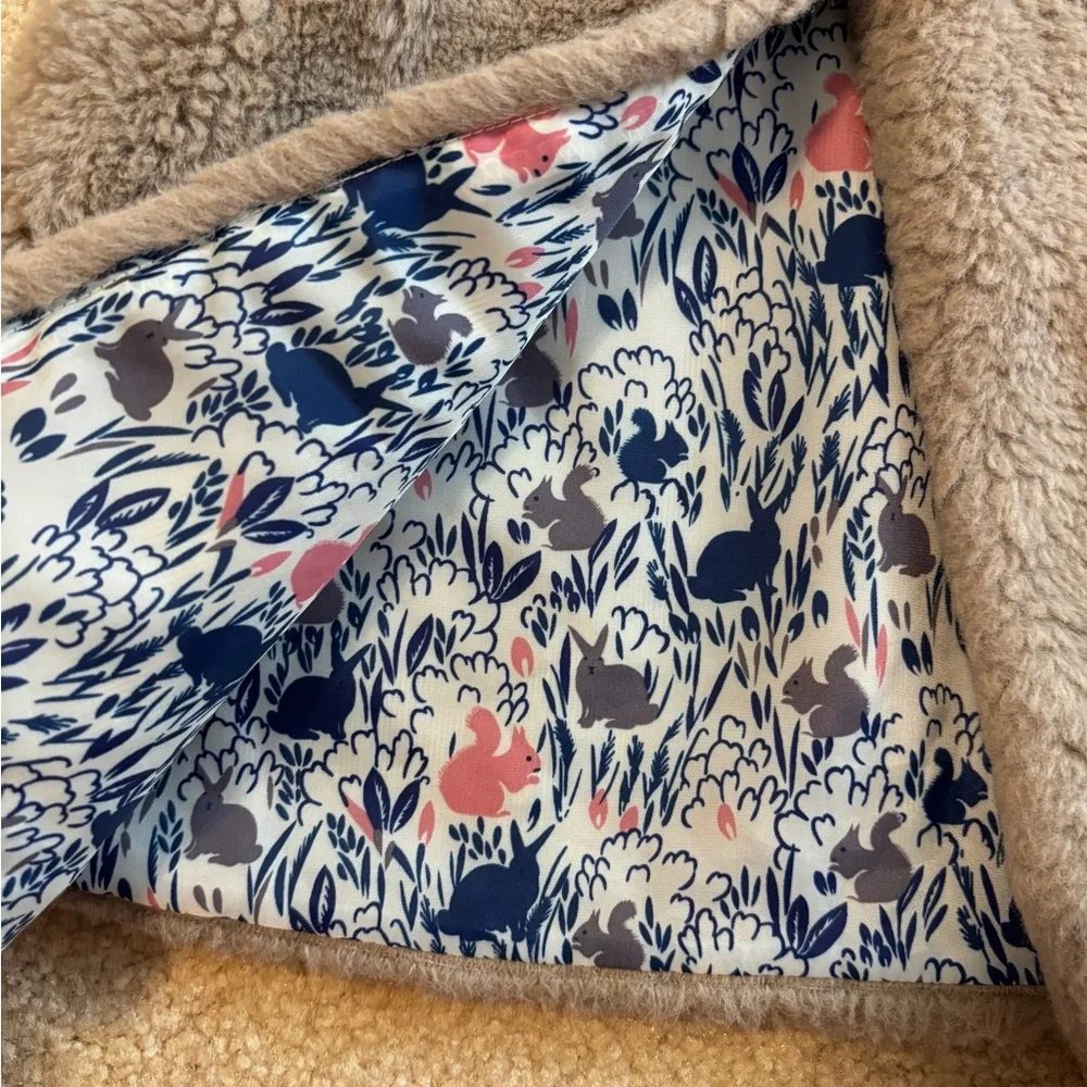 GAP Faux Fur Vest Size 12-18 Months